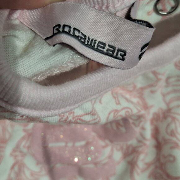 rocawear onesie 6-9 months - Picture 9 of 10